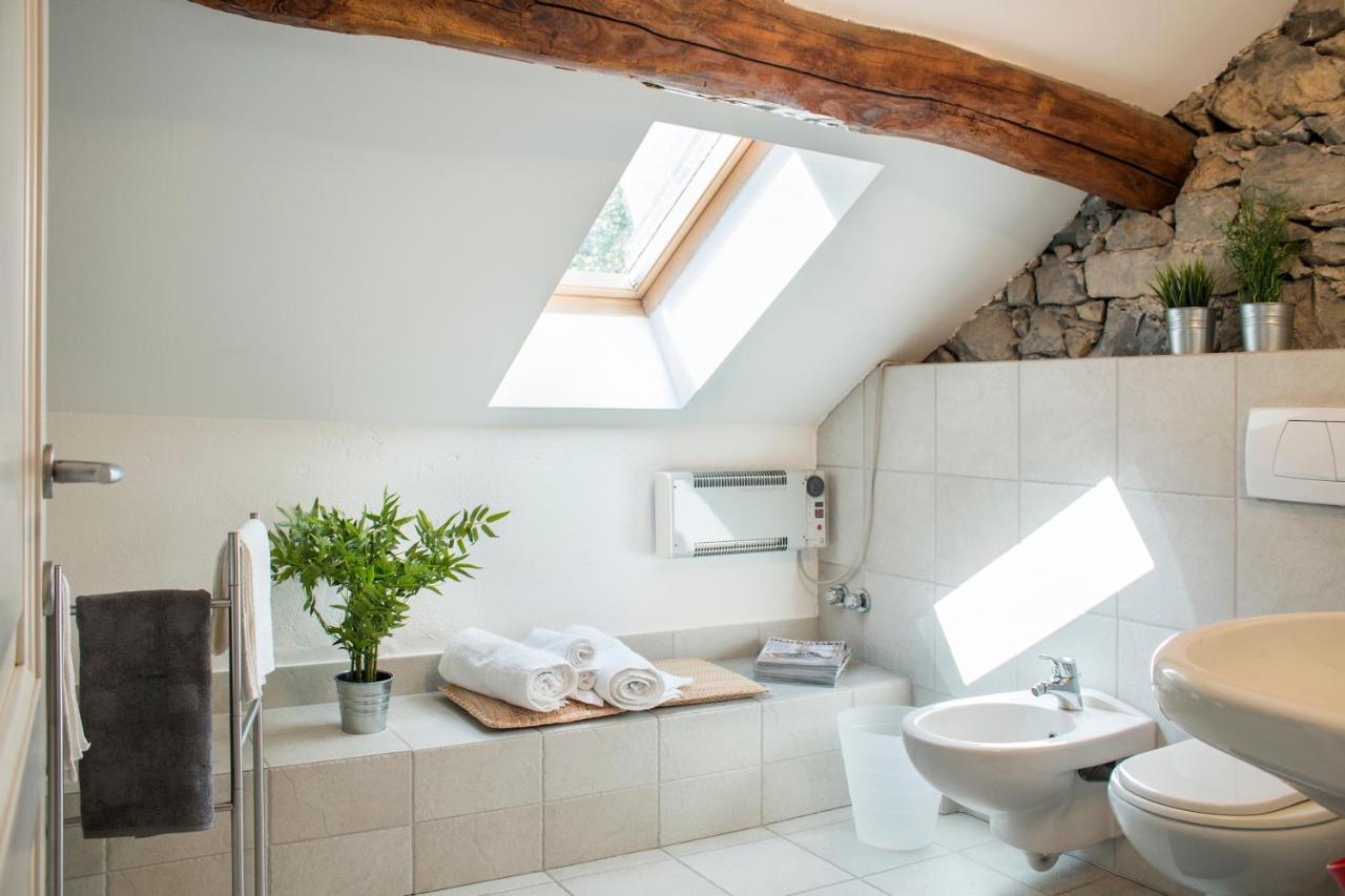 Rustic Suites At The Pier Of Brienno - The House Of Travelers Exteriör bild