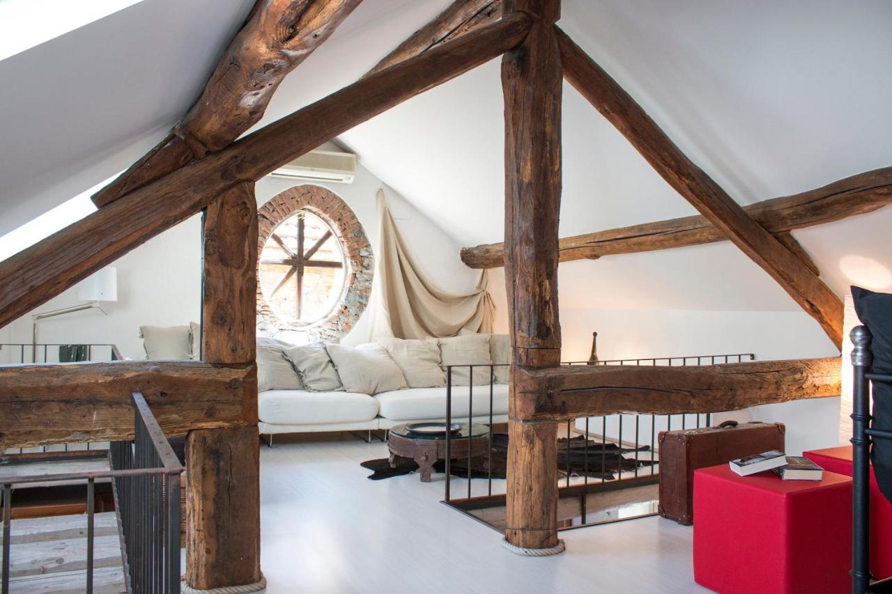 Rustic Suites At The Pier Of Brienno - The House Of Travelers Exteriör bild