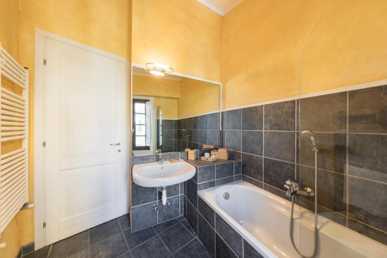 Rustic Suites At The Pier Of Brienno - The House Of Travelers Exteriör bild
